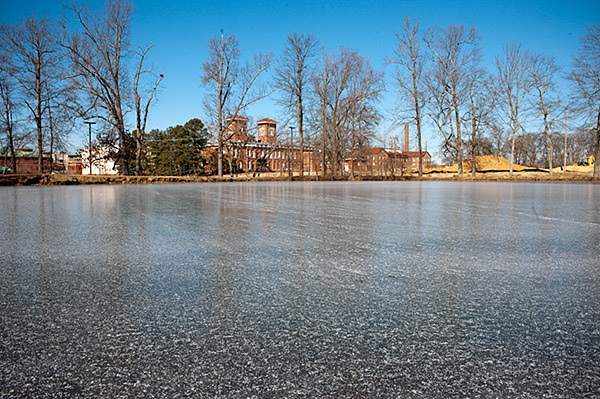 Eckie&amp;amp;amp;#039;s Pond frozen over