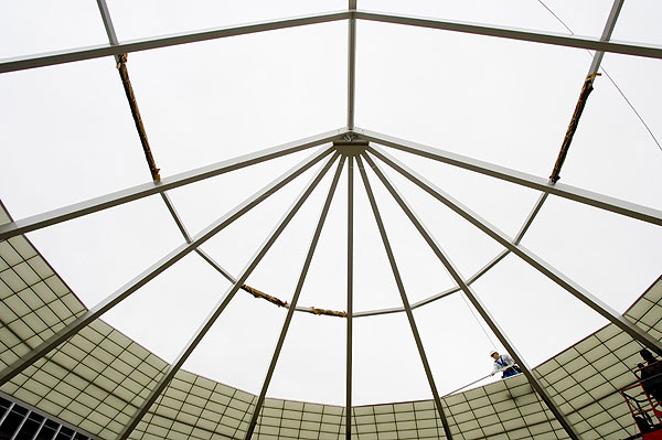 Conference room dome construction at Palmeiro Center