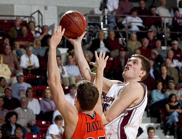 Basketball action vs Auburn