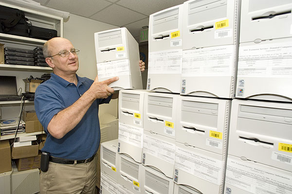 Computers donated to Katrina-impacted schools