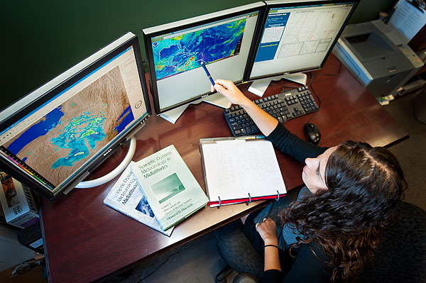 Broadcast Meteorology Student Tracks Storm