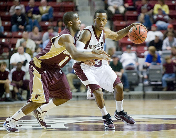 Men&amp;amp;amp;#039;s Basketball Action vs Louisiana Monroe