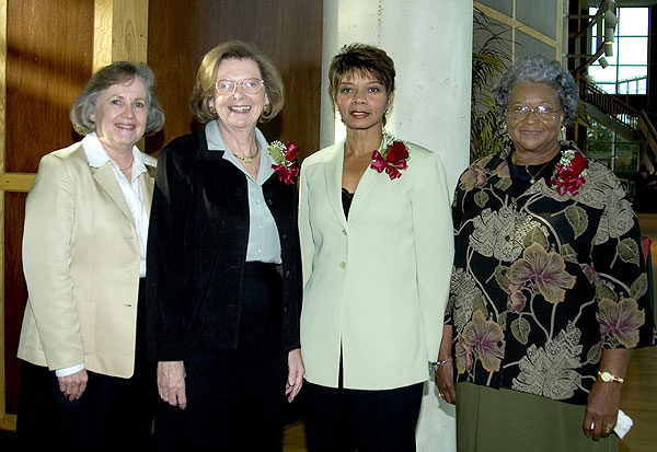 Women&amp;amp;amp;#039;s Club reception for Jeri &amp;amp;amp;amp; Louise Croom