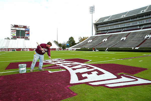 Getting ready for Egg Bowl