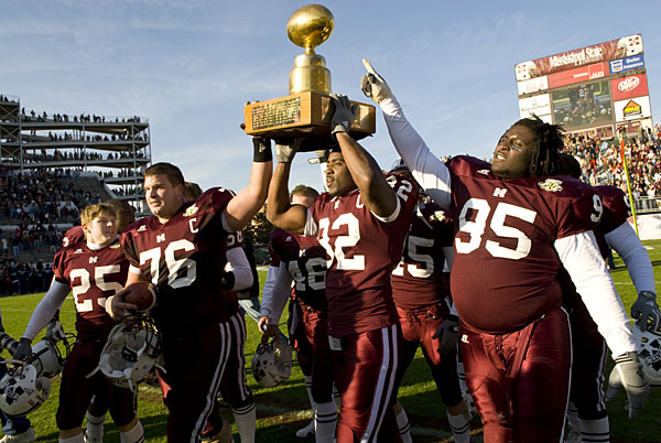 Egg Bowl MSU 17 Ole Miss 14