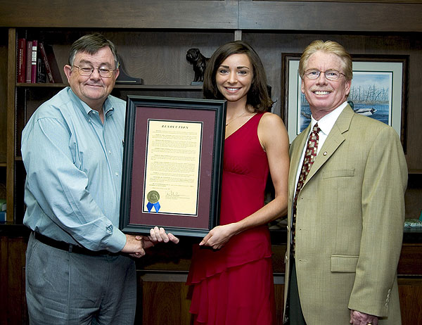 IHL Board &amp;amp;amp;amp; President Lee honor Tiffany McWilliams