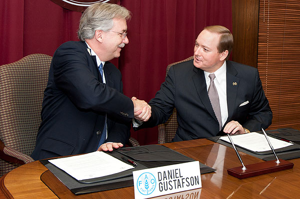 Signing ceremony of MOA with FAO