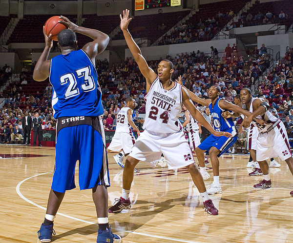 Kodi Augustus in exhibition hoops action