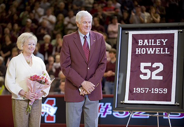 Bailey Howell gets jersey retired