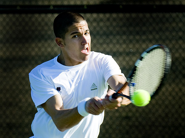 Men&amp;amp;amp;#039;s tennis action vs Louisiana Lafayette