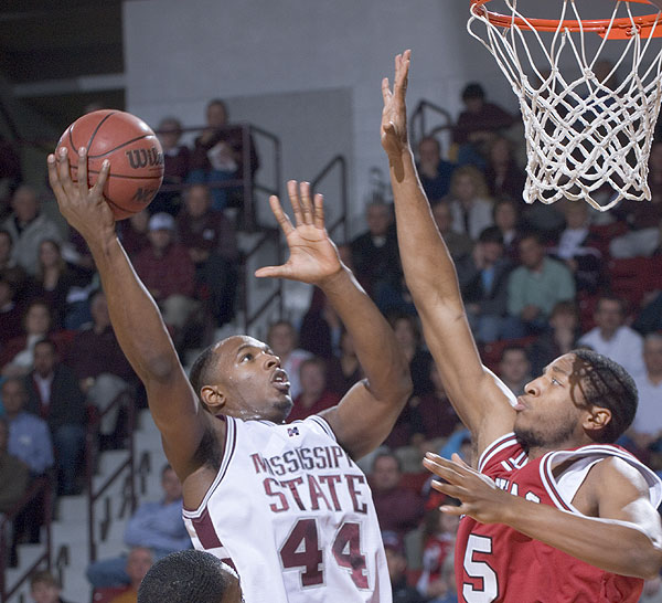 Basketball action vs Arkansas