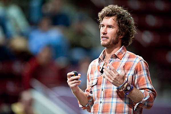 TOMS SHOES Delta Gamma Speaker Blake Mycoskie