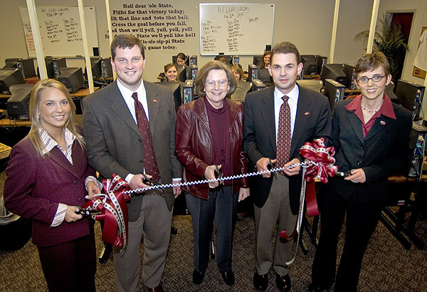 Bulldog Calling Center home opens