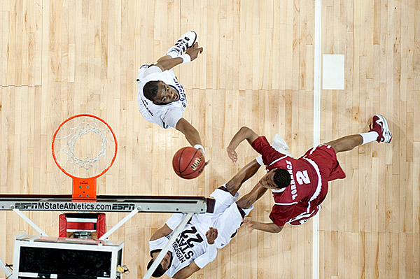 Jarvis Varnado sets the NCAA shot block record