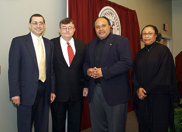 Martin Luther King III speaks at HHC breakfast