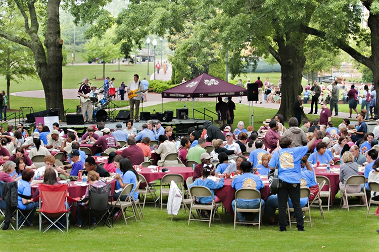 On the Junction MSU staff is enjoying great food and music