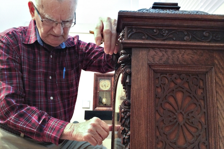 Time to Wind the Clocks - Cullis &amp;amp;amp; Gladys Wade Clock Museum