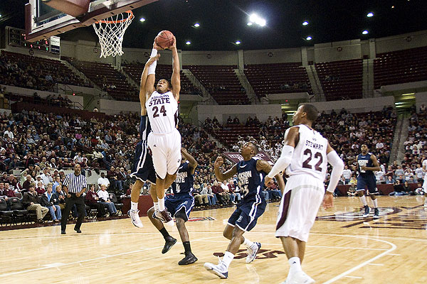 Kodi Augustus first round NIT