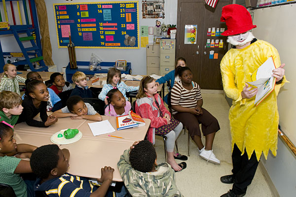 Dr. Seuss character &amp;amp;amp;quot;Sam I Am&amp;amp;amp;quot; for Read Across America