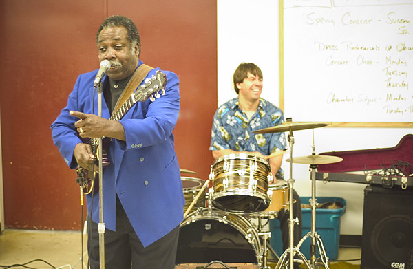 Jesse Robinson in Bob Damm&amp;amp;amp;#039;s African-American Music class