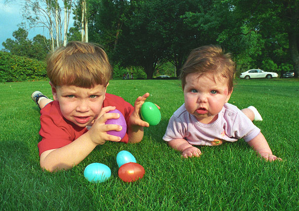 Easter egg hunt on president&amp;#039;s lawn