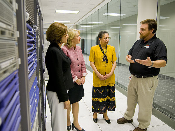 NSF Deputy Director, Kathy Olsen, tours HPC2