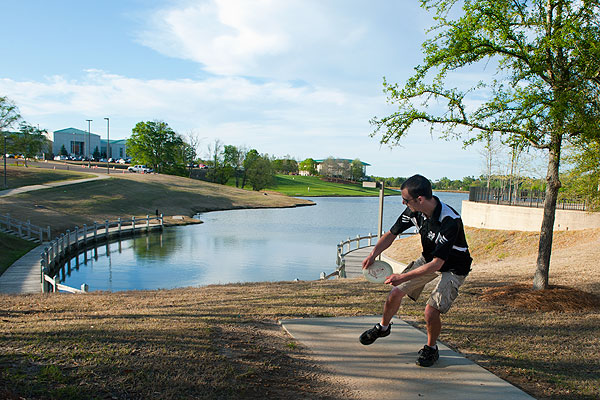 Disc golf at Chadwick Lake