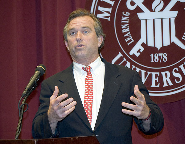 Robert Kennedy Jr speaks at Coliseum