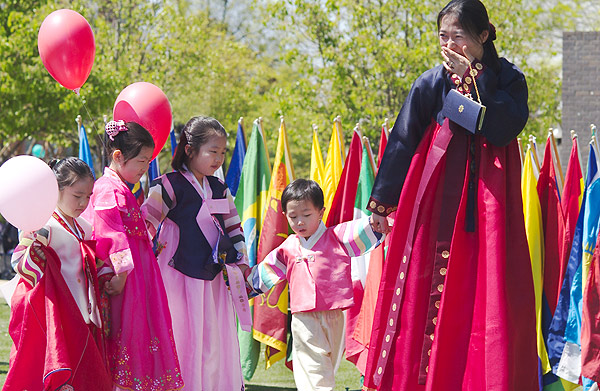 International Fiesta--Korean costumes