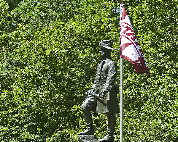 Stephen Lee statue at Vicksburg Military Park