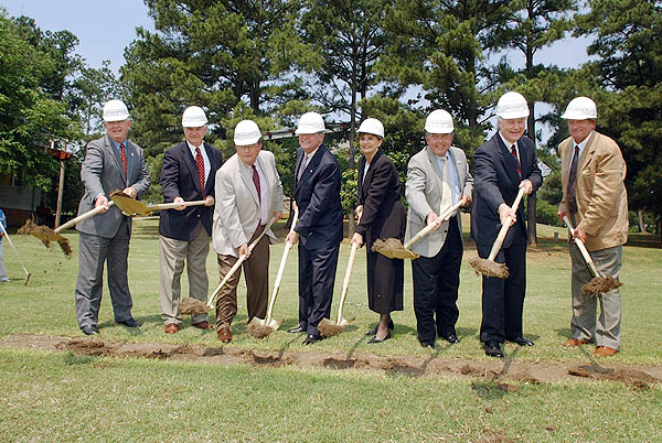 Groundbreaking for Franklin Center