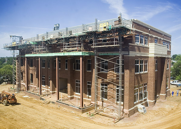 Ag and Bio building construction