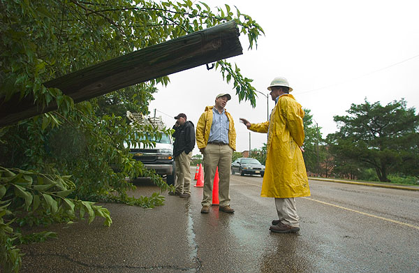 Storm brings down telephone lines