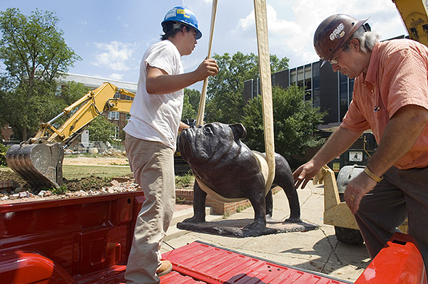 Bully Statue Removed During Union Construction