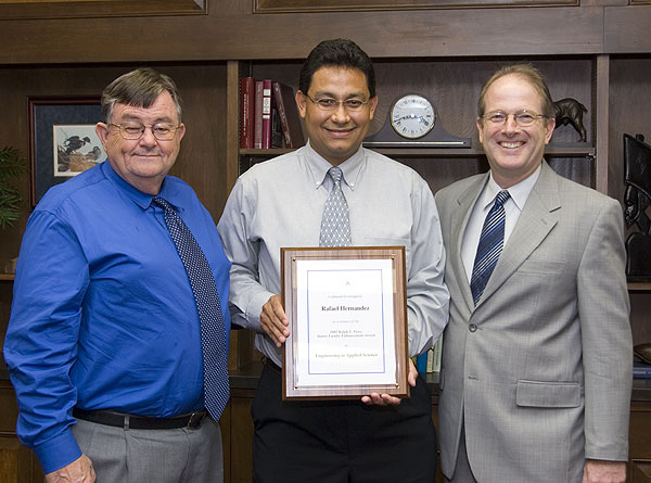 Junior Faculty Research award winner - Hernandez