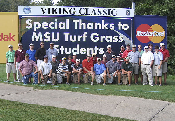 Turf  grass students at Viking Classic