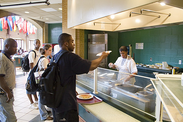 Students Getting Breakfest At Perry