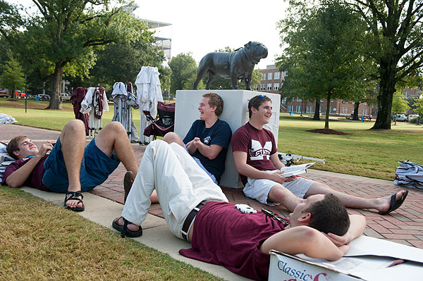 Students waiting to tailgate