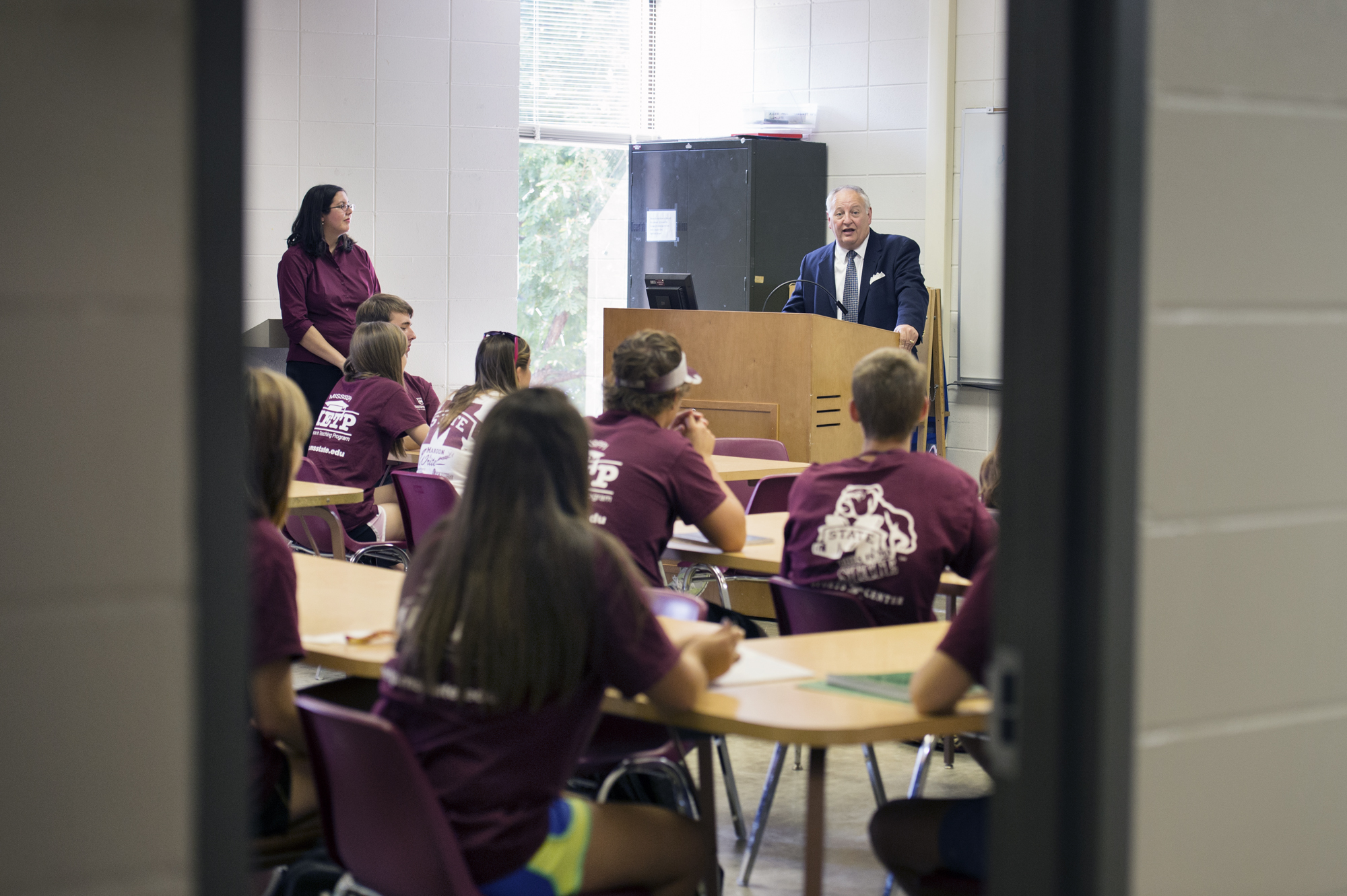 MSU College of Education Dean Richard Blackbourn speaks to students in the Mississippi Excellence in Teaching Program.