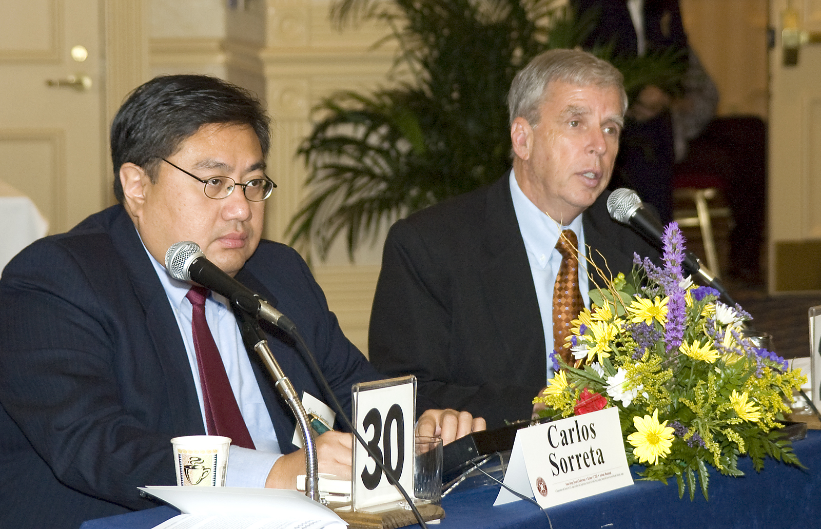 Philippine diplomat Carlos Sorreta (l) and MSU President Robert H. "Doc" Foglesong at the Asian Energy Conference in Jackson.