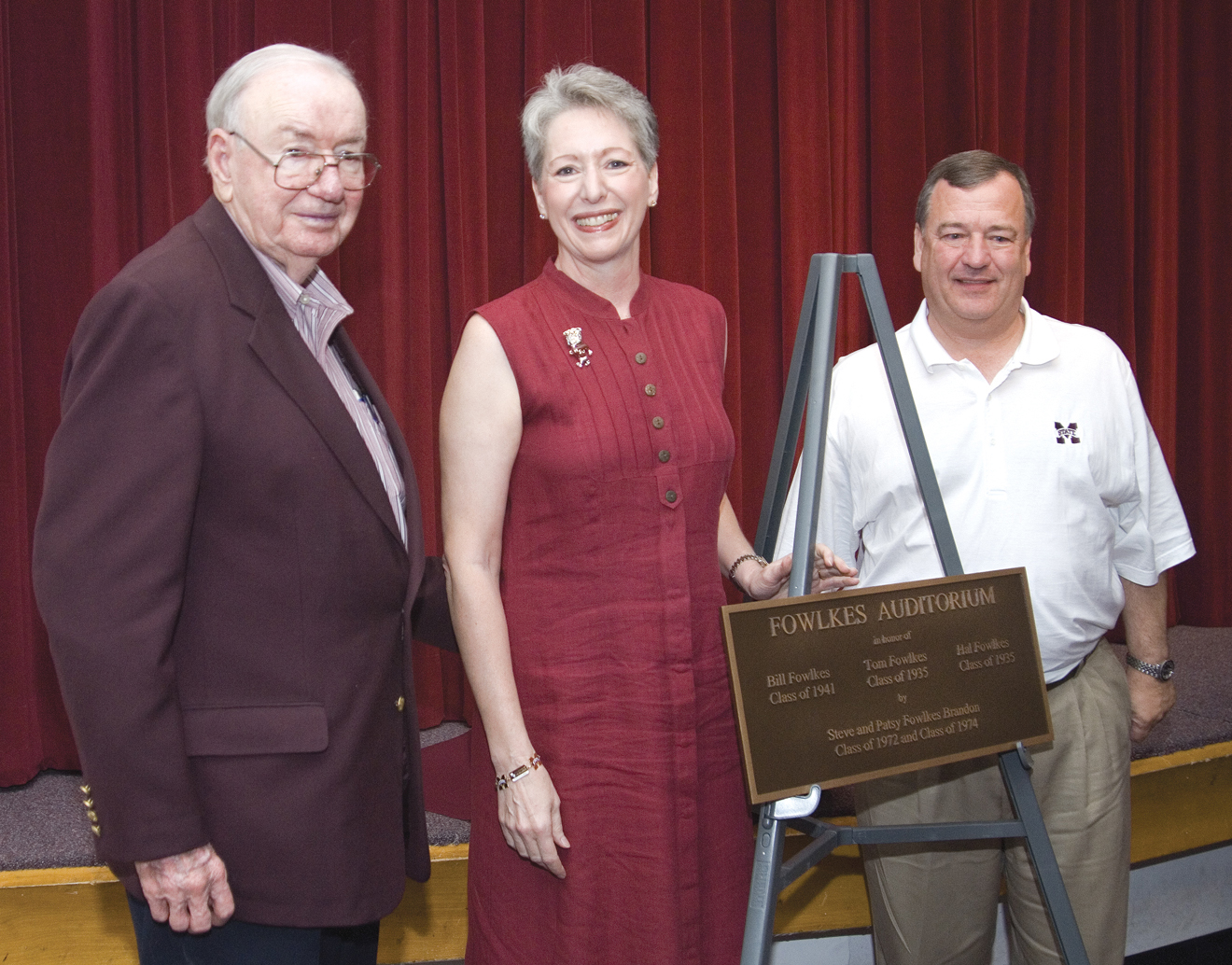 Mississippi State alumni (l-r) Bill Fowlkes, daughter Patsy Fowlkes Brandon and son-in-law Steve Brandon at recent university naming ceremony.