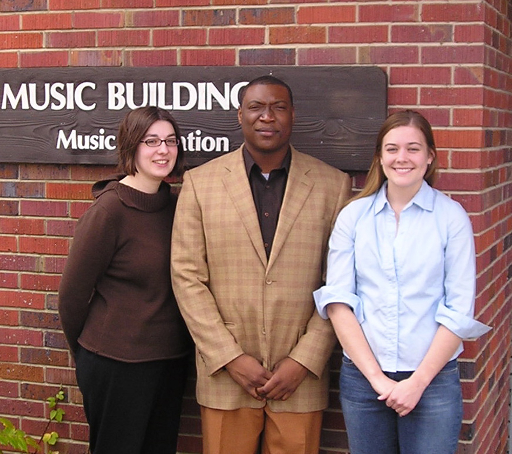 MSU assistant professor Elaine Peterson (l), with students Antonio Rice and Cindy Wharton.